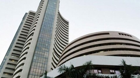 सेन्सेक्स दीड महिन्याच्या नीचांकात