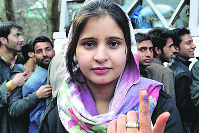 काश्मीरमध्ये ५८ टक्के मतदान