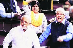 साध्वी निरंजन ज्योतींच्या हकालपट्टीची मागणी