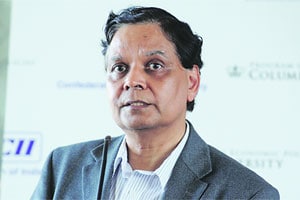 नीती आयोगाच्या उपाध्यक्षपदी अरविंद पानगढिया