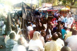 पानसरे खुनीहल्ल्याच्या निषेधार्थ सोलापुरात निदर्शने