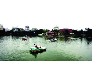 मुशाफिरी : ठाण्यात टॅगपर्वाला आरंभ