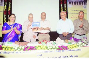प्राचीन इतिहास कळण्यासाठी प्रयत्न गरजेचे