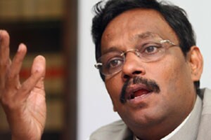 मराठीप्रमाणे भारतीय भाषांचे संमेलन व्हावे-विनोद तावडे