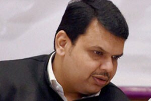 उद्योजकांना त्रास देणाऱ्यांवर कारवाई