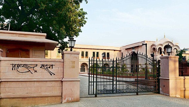 Maharashtra Sadan at K.G. marg in new delhi.
Photo by Shekhar Yadav