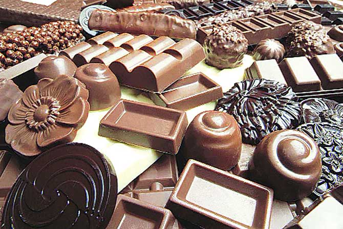 चॉकलेट खा; फिट राहा ! वजन नियंत्रणात ठेवण्यास मदत