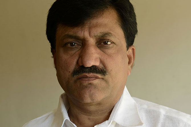पालकमंत्री लोणीकर यांना नोटीस बजावण्याचे आदेश