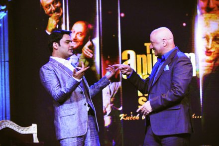 ‘इडियट बॉक्स’वर मेजवानी…