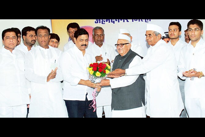 भाजप सरकारचा भ्रष्ट चेहरा उघड करा