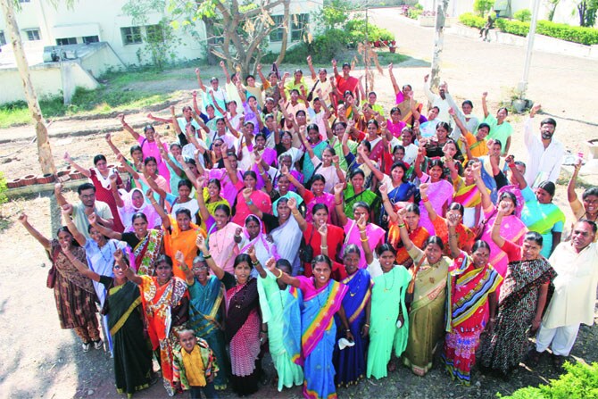 बाई झाली सरपंच, सुधारला गावाचा प्रपंच