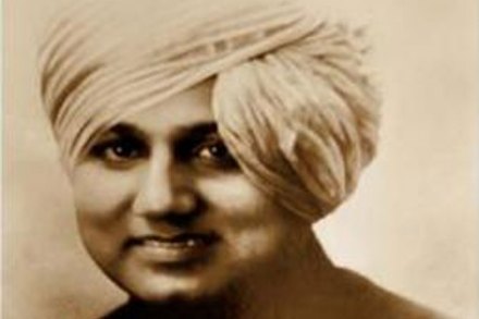 गुणग्राहक सयाजीराव