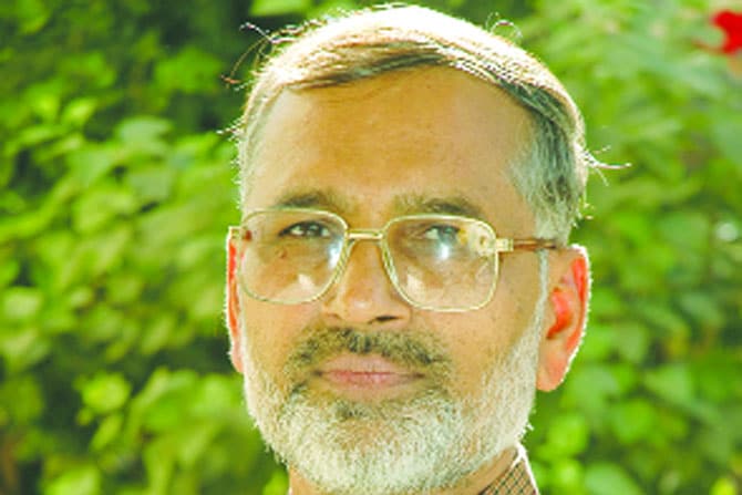 बाबा भांड यांच्या नियुक्तीवरून मराठवाडय़ात अळीमिळी गुपचिळी!