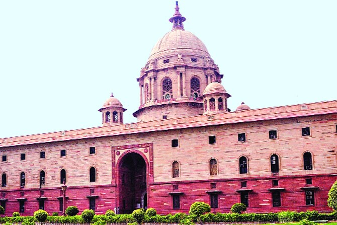 राष्ट्रपती भवनाला दिल्ली पालिकेकडून ८० नोटिसा