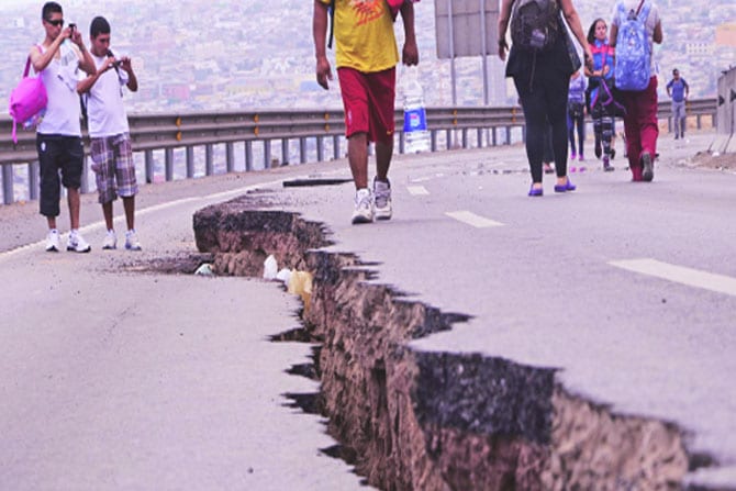 पश्चिम नेपाळ, उत्तर भारतात मोठय़ा भूकंपाची शक्यता