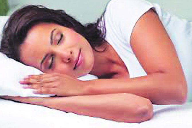 झोपेच्या नैसर्गिक चक्राचा मेंदूतील चेतापेशीशी संबंध
