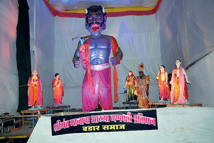 सोलापुरात शेवटच्या दिवसांत देखावे तयार