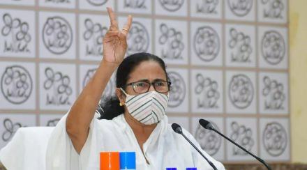 Mamata Banerjee launches 'Student Credit Card' that offers educational loan up to Rs 10 lakh