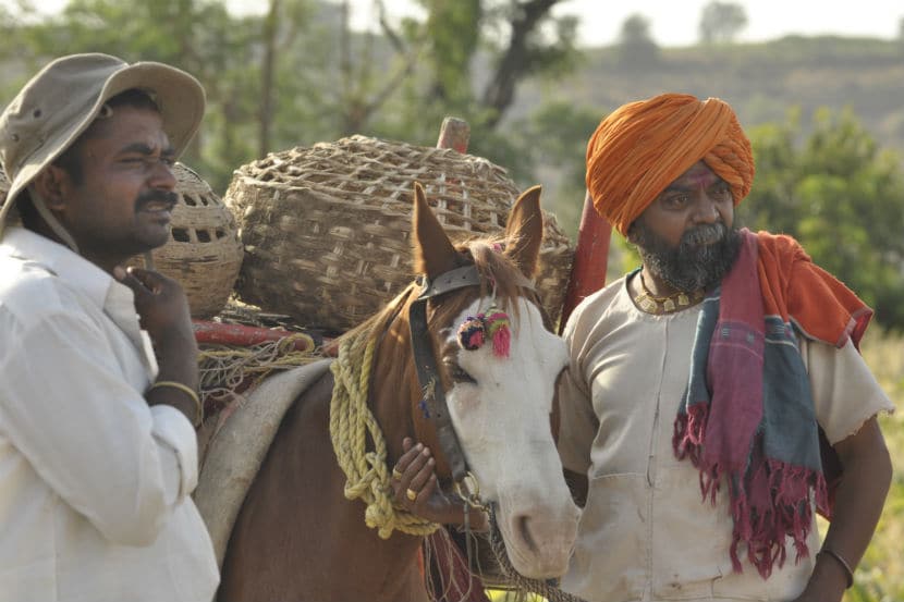 राष्ट्रीय पुरस्कारप्राप्त ‘ख्वाडा’ला दस-याचा मुहूर्त