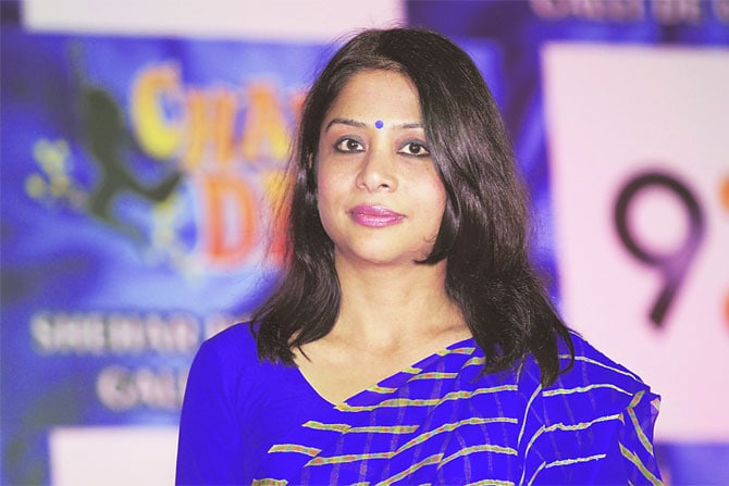 इंद्राणी मुखर्जीला पुन्हा जे.जे.रुग्णालयात केले दाखल
