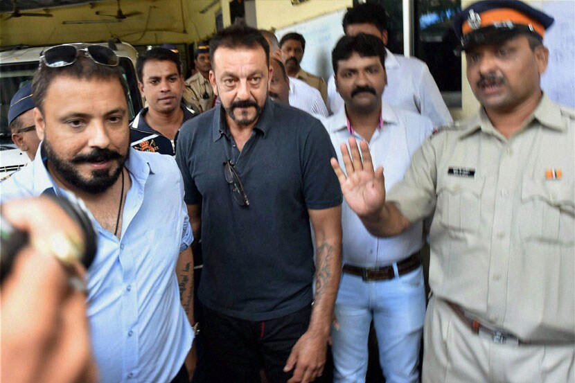 yerwada jail, sanjay dutt , bollywood, mumbai blast, bollywood actors criminal offence, loksatta, loksatta news, marathi, marathi news