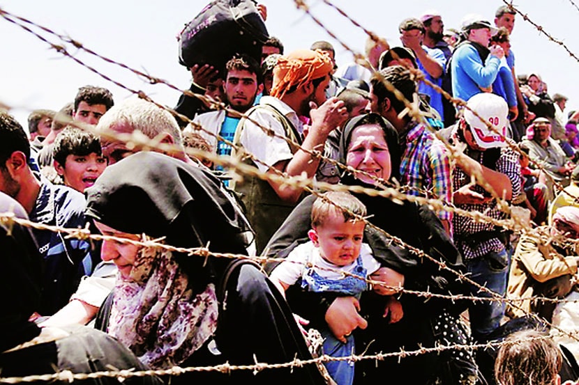 सीरिया, इराक, येमेनमधील युद्धाच्या वाढत्या समस्येतून आपला बचाव करीत तेथील जनता भूमध्य सागरामाग्रे युरोपचा किनारा गाठत आहेत.