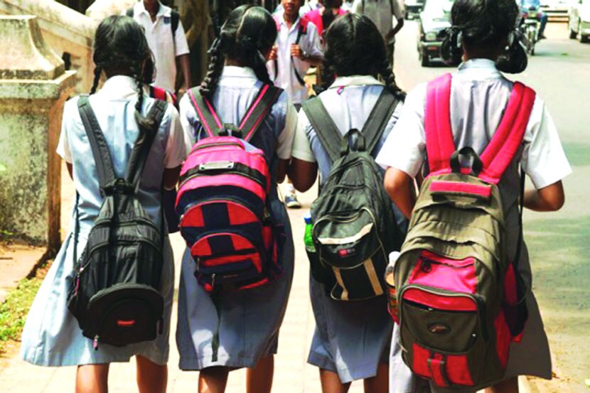 ३५०० शाळा एक शिक्षकी