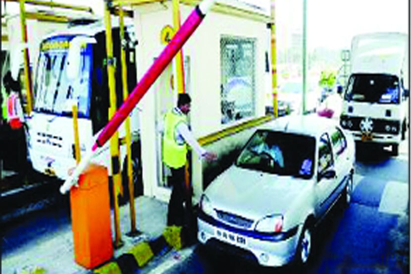 Toll Collection,मुंबईच्या टोलमुक्तीत भरपाईचा तिढा