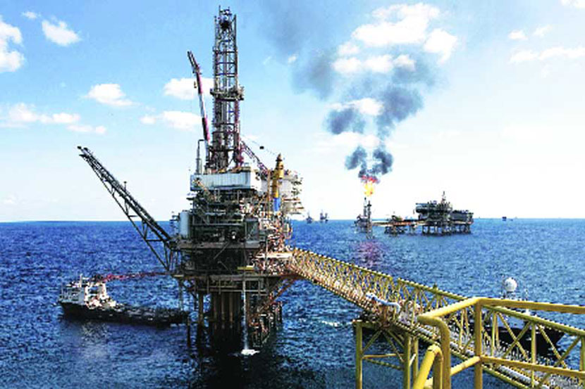 रिलायन्स समुहाच्या गुजरातनजीकच्या समुद्रातील तेल व वायू विहिरींमधील ९० टक्के हिस्सा खरेदीची तयारी ब्रिटनच्या हार्डीऑईल अ‍ॅन्ड गॅस कंपनीने दाखविली आहे.