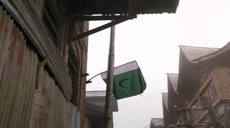 Pakistan flag, J&K CM , loksatta, Loksatta news, Marathi, Marathi news