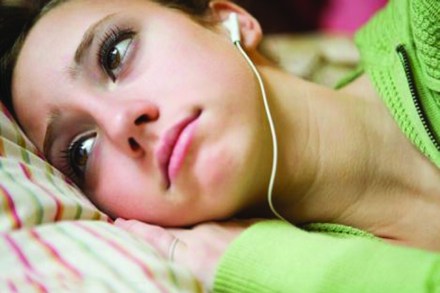 उदास गाण्यांच्या श्रवणाने मानसिक आरोग्याला धोका