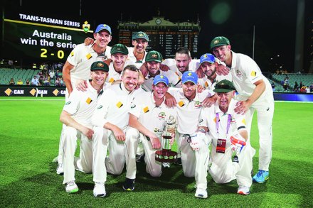 पहिली ट्वेन्टी-२० आणि आता पहिल्यावहिल्या दिवसरात्र कसोटीत अशा सर्व पहिल्या सामन्यांत विजयश्री मिळवण्याचा विक्रम ऑस्ट्रेलियाने नावावर केला. 