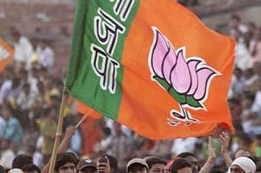 आगामी पालिका निवडणुकीवर डोळा ठेऊन भाजपने संभाव्य महिला उमेदवारांना राजकीय ज्ञानामृत पाजण्यासाठी ‘ज्ञानयज्ञ’ आरंभला आहे.