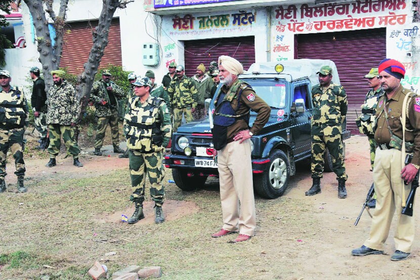 गुरुदासपूर, पठाणकोटमध्ये सावधानतेचा इशारा