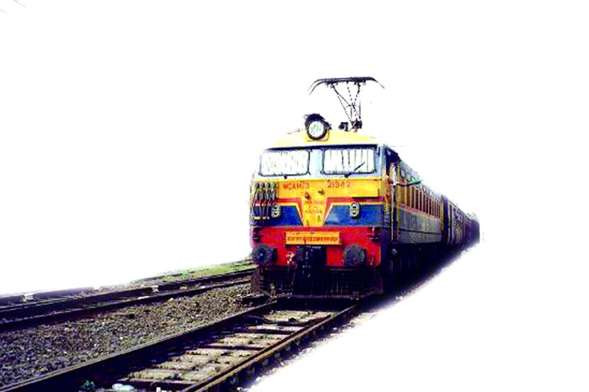  छत्रपती शिवाजी टर्मिनसच्या दिशेने जाणाऱ्या लांब पल्ल्याच्या गाडय़ांमधून महिलांना प्रवास करण्याची सुविधा उपलब्ध करून दिल्याबद्दल महिला प्रवाशांनी समाधान व्यक्त केले आहे. 