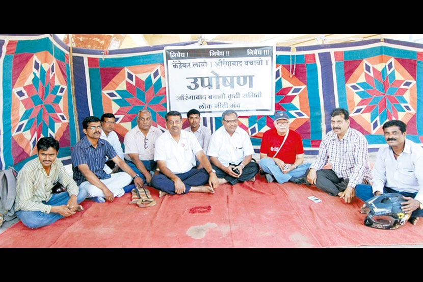 केंद्रेकरांच्या समर्थनाचा झेंडा उंचावलाच नाही!