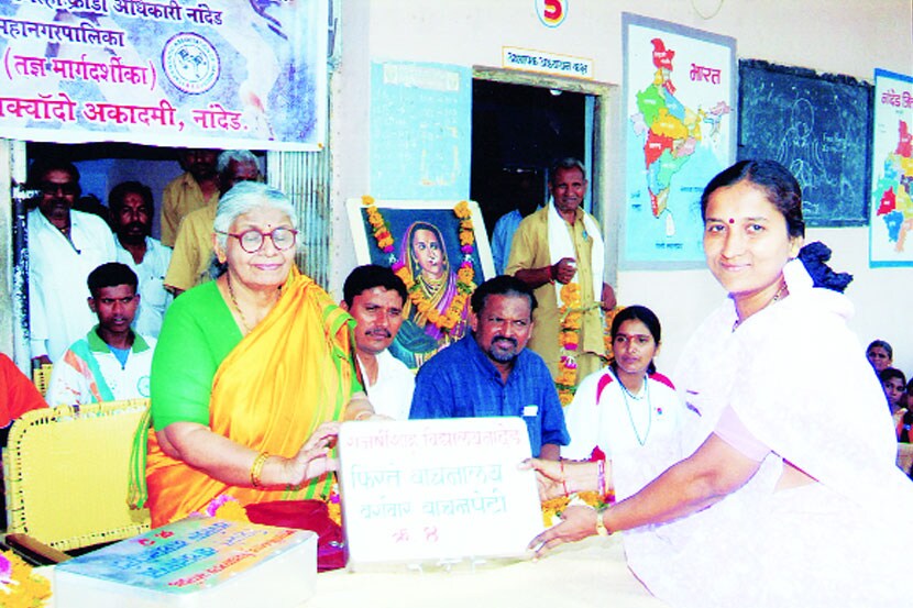 विद्यार्थी-शिक्षकांमध्ये वाचनसंस्कृती जोपासण्यासाठी राबविण्यात आलेल्या प्रयोगांची दखल अनेक पुरस्कारांनीही घेतली आहे.