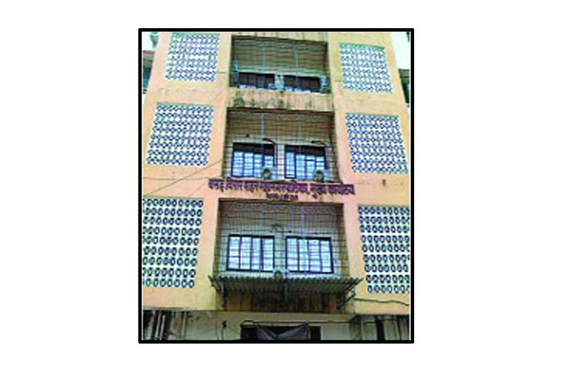 ‘त्या’ ९ नगरसेवकांना नोटिसा