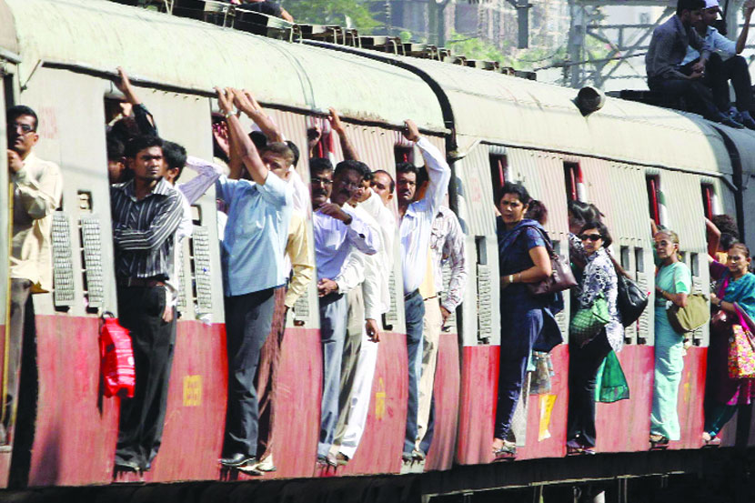 Vijay mallya, विजय मल्ल्या,ticketless passenger, Mumbai local, train, vijay mallya , TC, without ticket, Loksatta, Loksatta news, marathi, Marathi news