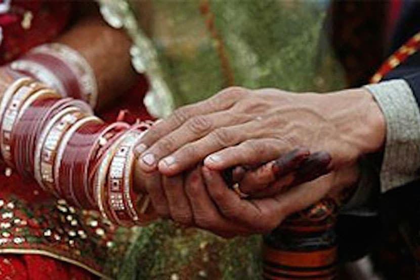  हिंदू स्त्री-पुरुषांसाठी विवाहाचे वय १८ निश्चित करण्यात आले आहे व हा कायदा त्या देशातील हिंदूंना लागू होणार आहे. 