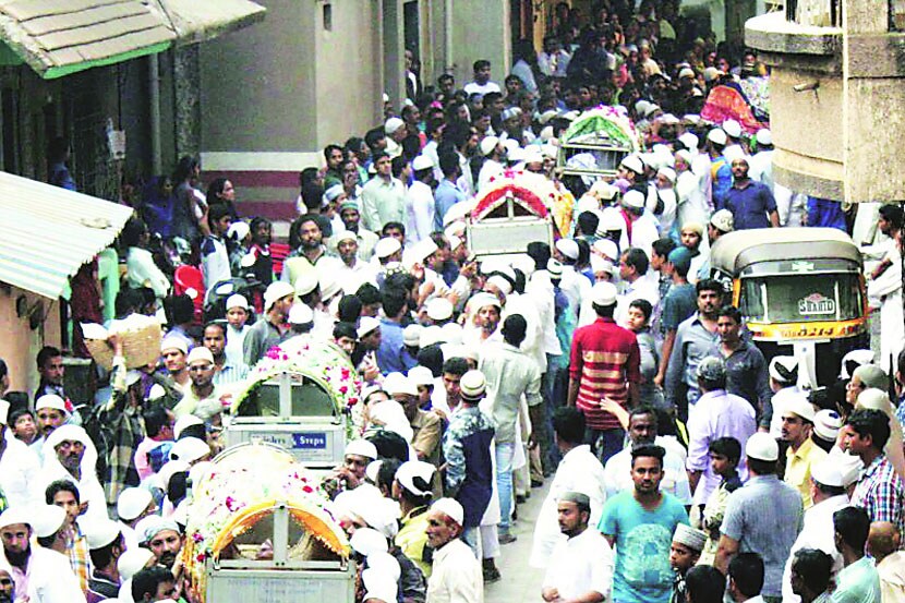 ठाणे हत्याकांड : हत्याकांडाच्या चित्रीकरणादरम्यान कॅमेरामनचा आकस्मिक मृत्यू