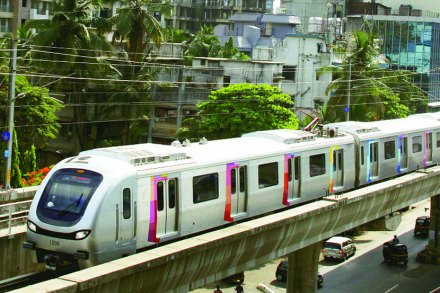 नवी मुंबई मेट्रोची रखडपट्टी