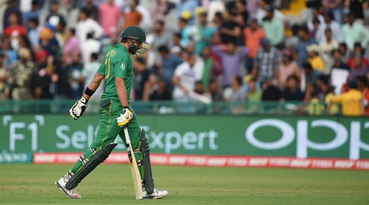 Pakistan crash out of World T20