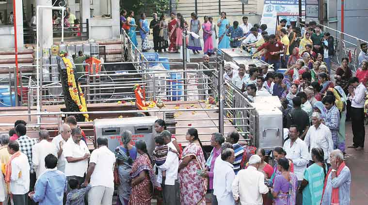 Shani Shinganapur temple , Bombay HC , Women can’t be barred from entering Temple, Loksatta, Loksatta news, Marathi, Marathi news