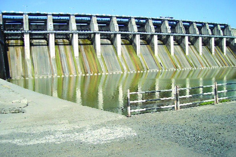 dams water, water supply , Drought, closed pipelines, Maharashtra, Loksatta, Loksatta news, Marahti, Marathi news