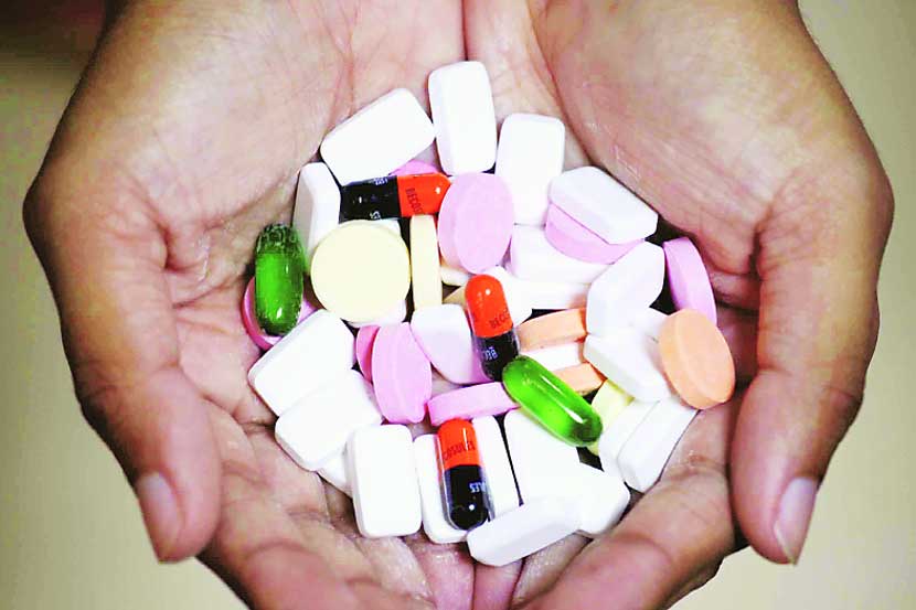 महाराष्ट्र शासनाने २०१० मध्ये औषध खरेदीसाठी नवीन धोरण राबविणार असल्याचे जाहीर केले होते.