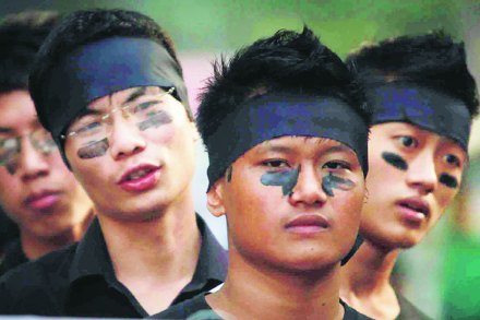 अस्मितांचे भवतालनिर्माण