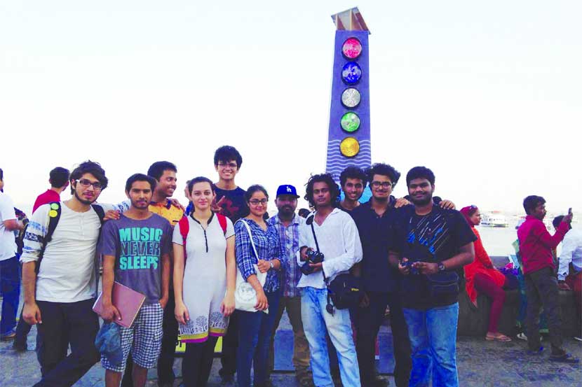 आयआयटी मुंबईच्या विद्यार्थ्यांकडून दिशा-दर्शनाचा अनोखा उपक्रम