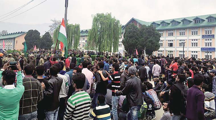 nit kashmir, kashmiri students