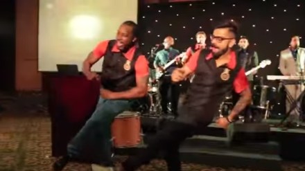 VIDEO: ख्रिस गेल आणि विराटचा ‘सैराट’ डान्स